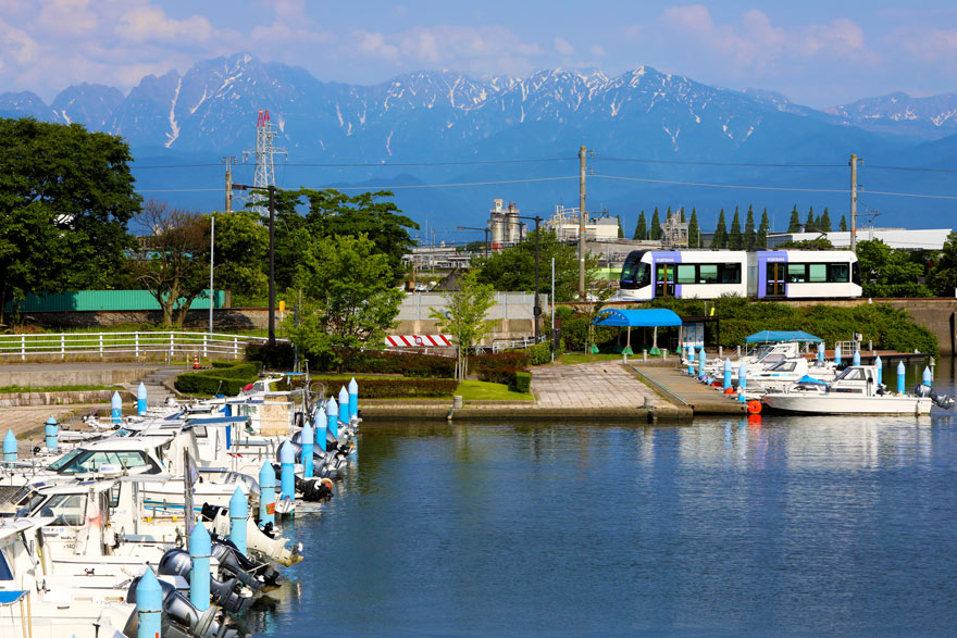富山ライトレール15