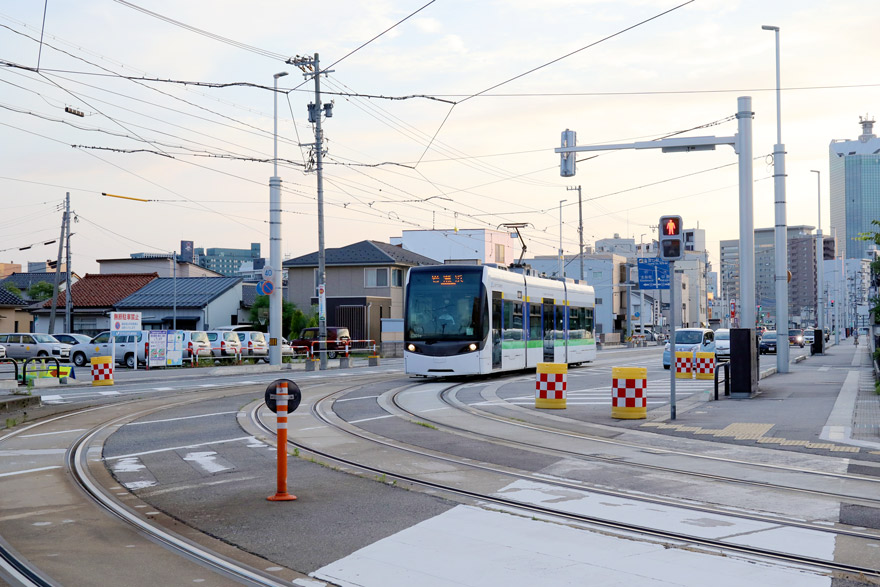 富山ライトレール26