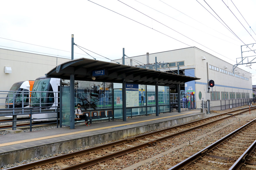 富山ライトレール25