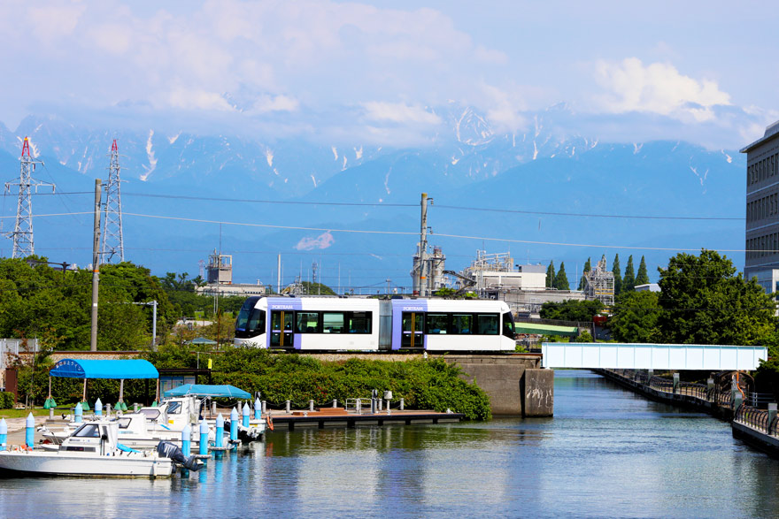 富山ライトレール13